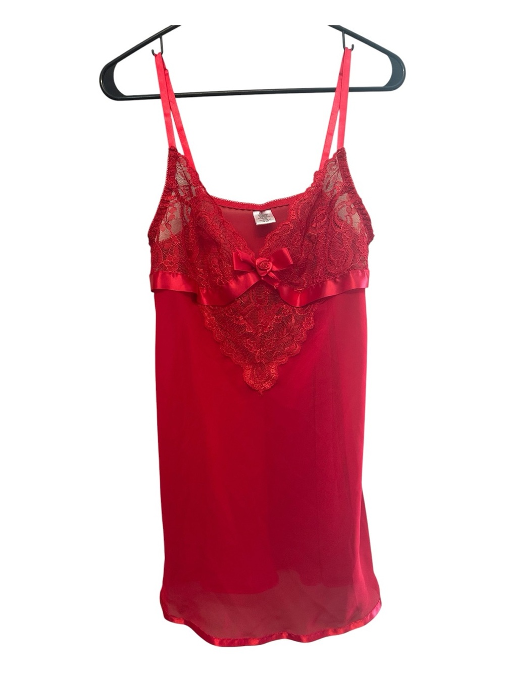 Vintage Y2K Unbranded Red Lace & Satin Chemise w Rose & Bow Detail Medium